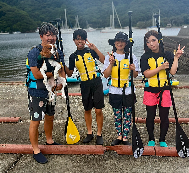 愛犬のキャバリア・らな君と西伊豆・安良里でのドッグSUP体験