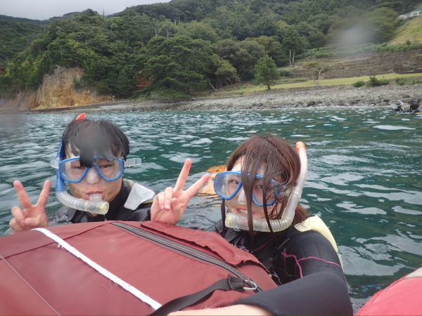 透明度まずまずの海中で観察できた黄金崎のお魚たち